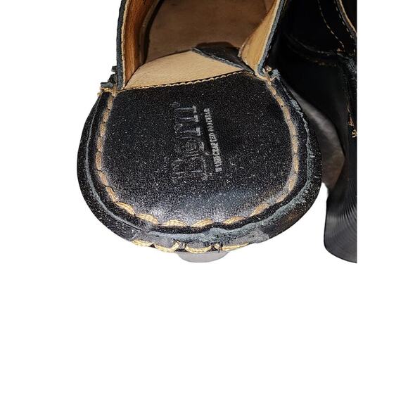 Born Slip On Wedges w/ Buckle Embellishments Black Leather Women Sz 8 Minimalist - Picture 4 of 8